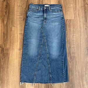 Levi's Iconic Long Denim Skirt V Slit Back Sz 6